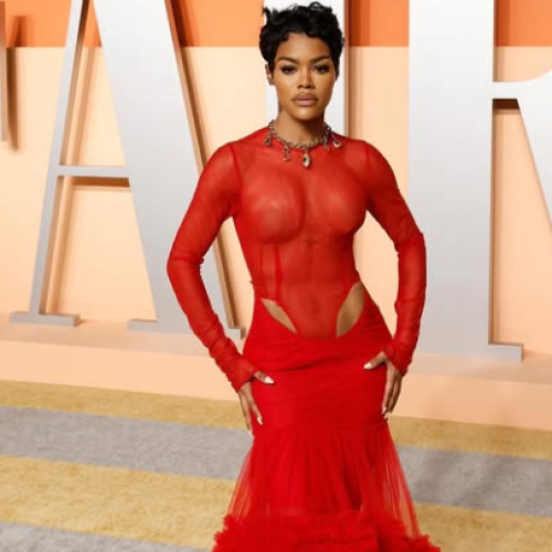 Teyana Taylor rouba a cena no Met Gala 2025 com look simbólico criado por Ruth E. Carter