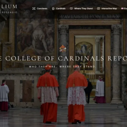Conclave começa sob influência de dossiê favorável à ala conservadora da Igreja